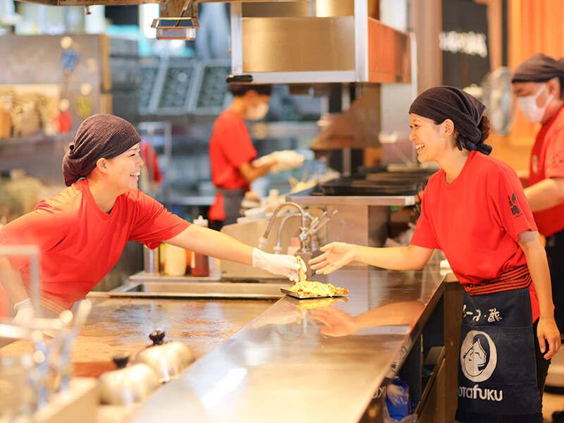 お好み焼本舗 イオンモール橿原店の仕事画像3