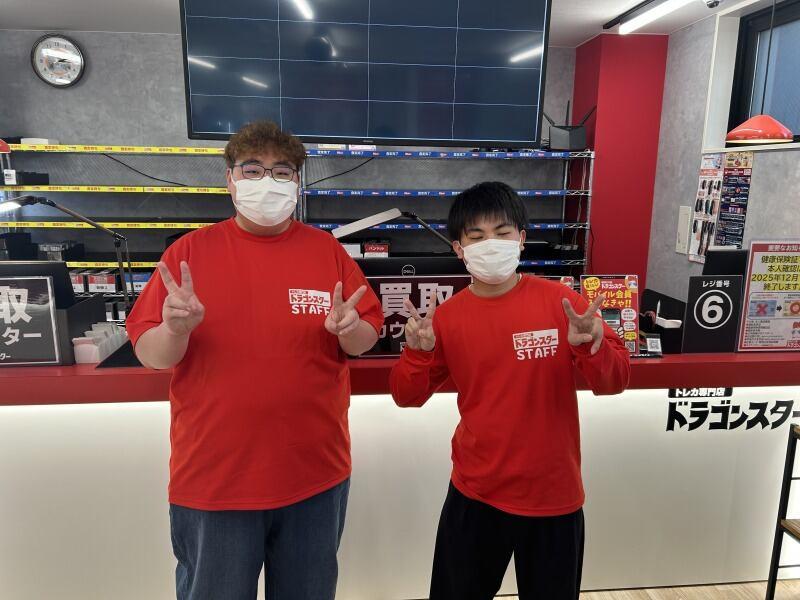 トレカ専門店ドラゴンスタなんばなんさん通り店の仕事画像1