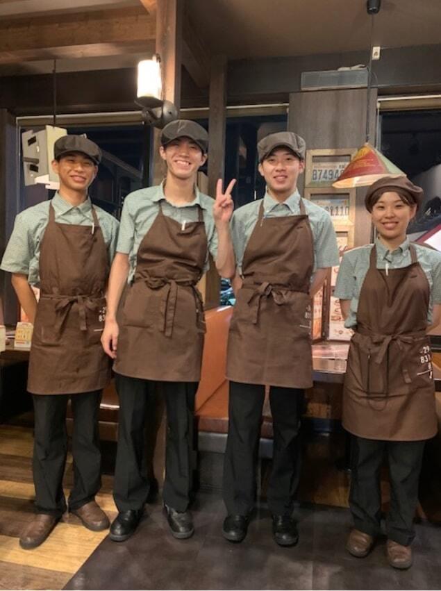 びっくりドンキー 小雑賀店の制服1