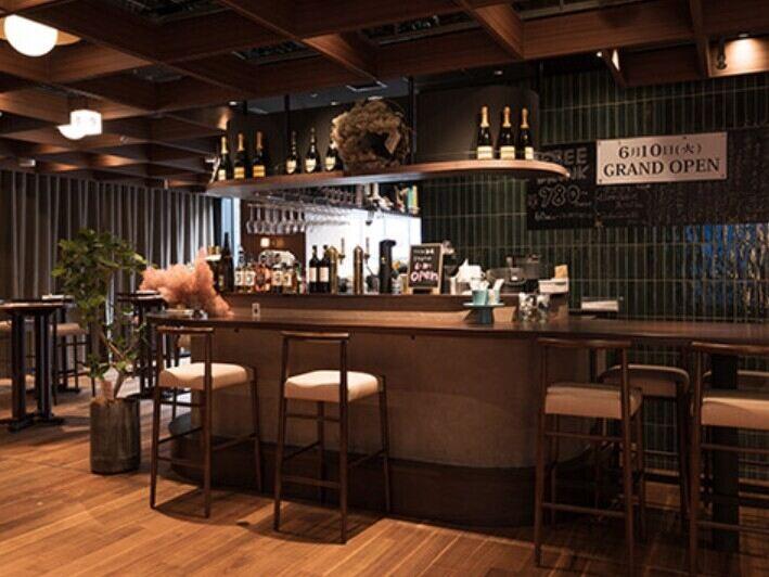 フレンチ酒場ラクロワゼ渋谷店の仕事画像1