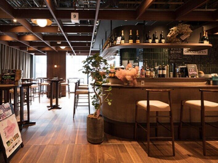 フレンチ酒場ラクロワゼ渋谷店の制服1