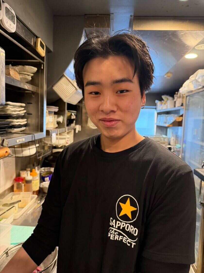 炭火串焼と旬鮮料理の店 かぼち家の制服3