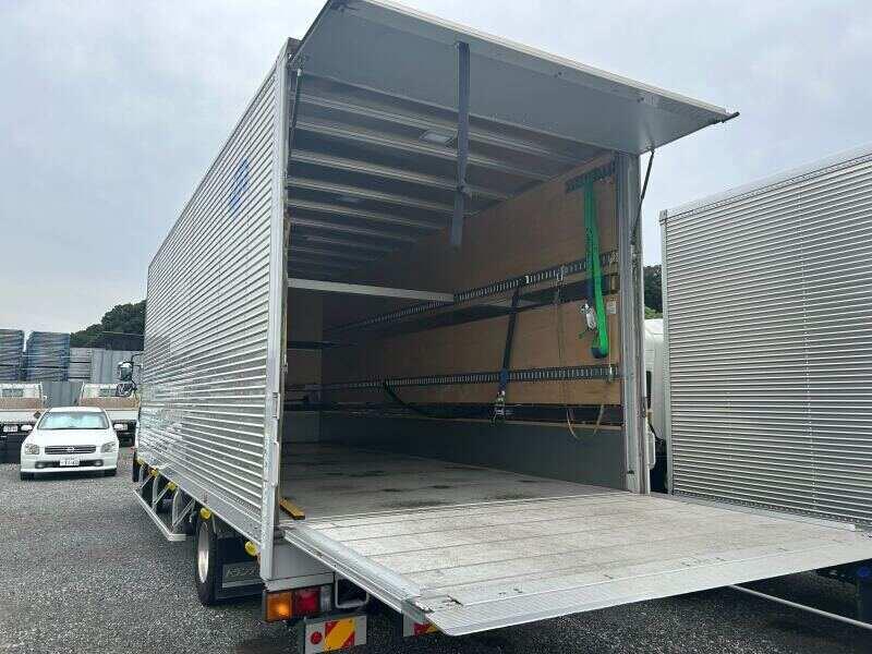 丸み運送有限会社 横浜営業所の仕事画像3