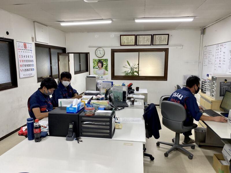 大阪フォークリフト株式会社の仕事画像3