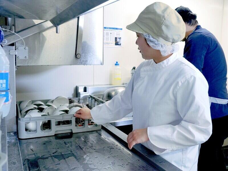 株式会社LEOC (新小倉病院)の仕事画像1