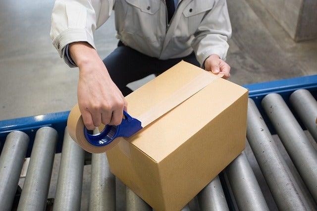 倉庫内作業(写真撮影・パソコンの開梱包・検品・ラベル貼り・設定など)の仕事画像2