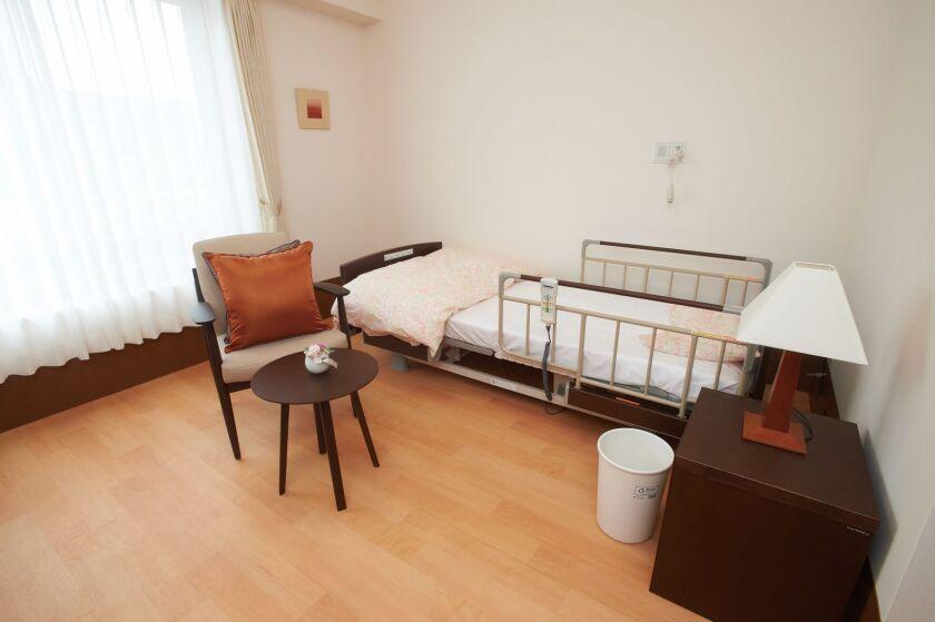 JR九州シニアライフサポート株式会社【SJR千早】の制服6