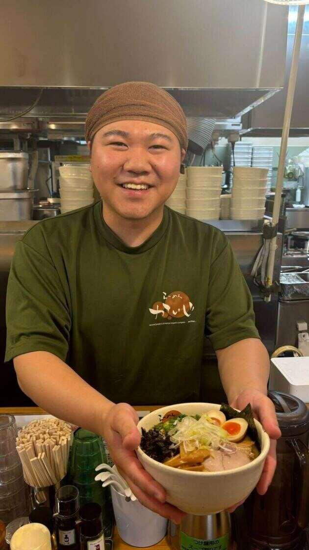 麺屋とがしグループの制服1