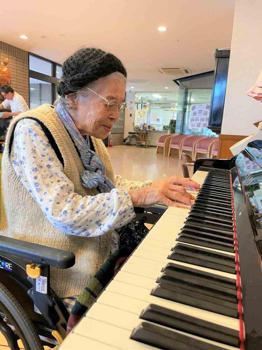 ケアハウス 松の浦湯治の郷の制服6