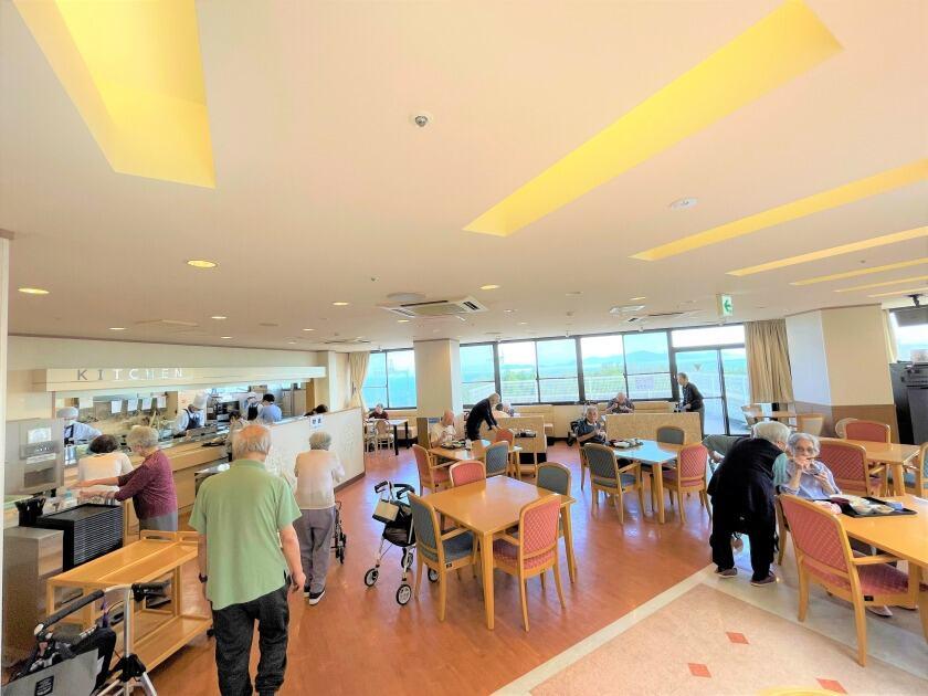 ケアハウス 松の浦湯治の郷の制服8