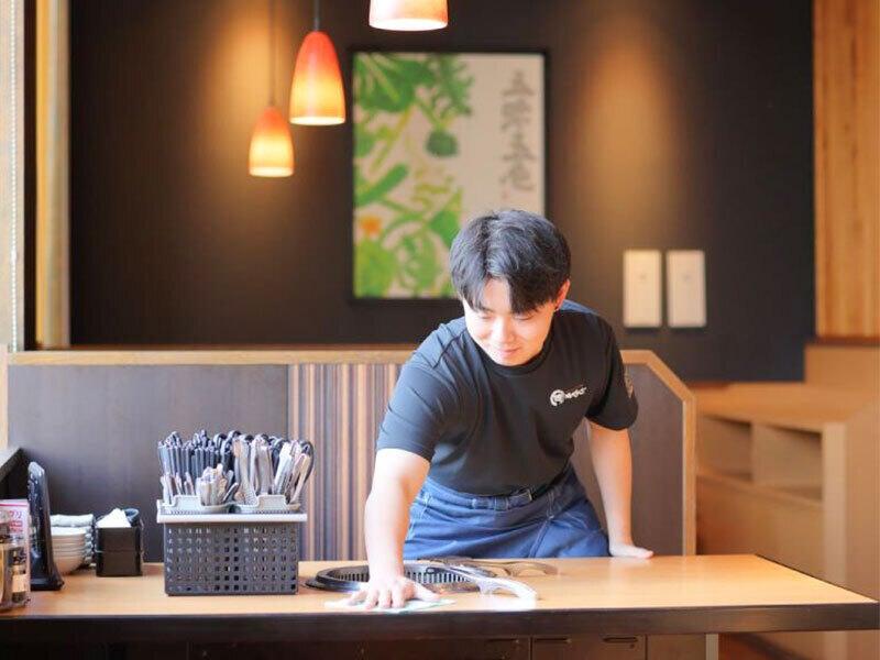 焼肉きんぐ 大分光吉店の仕事画像3