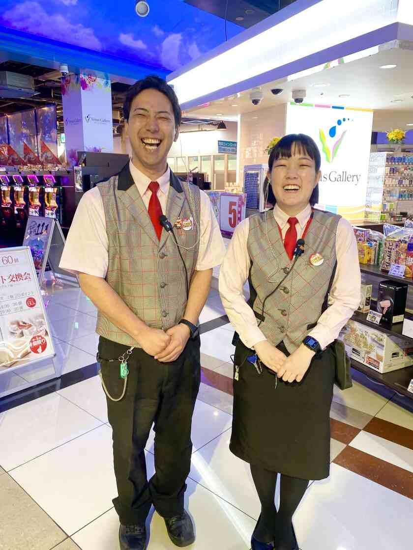 ヴィーナスギャラリー清川店の制服1