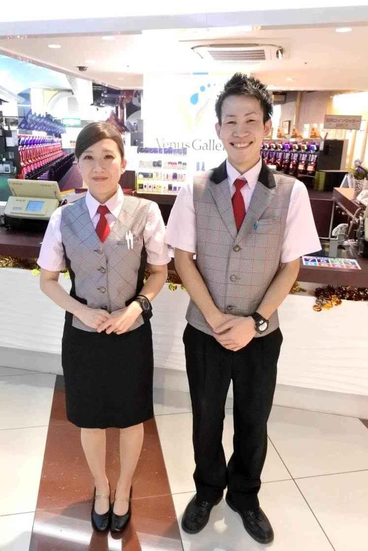 ヴィーナスギャラリー清川店の制服1