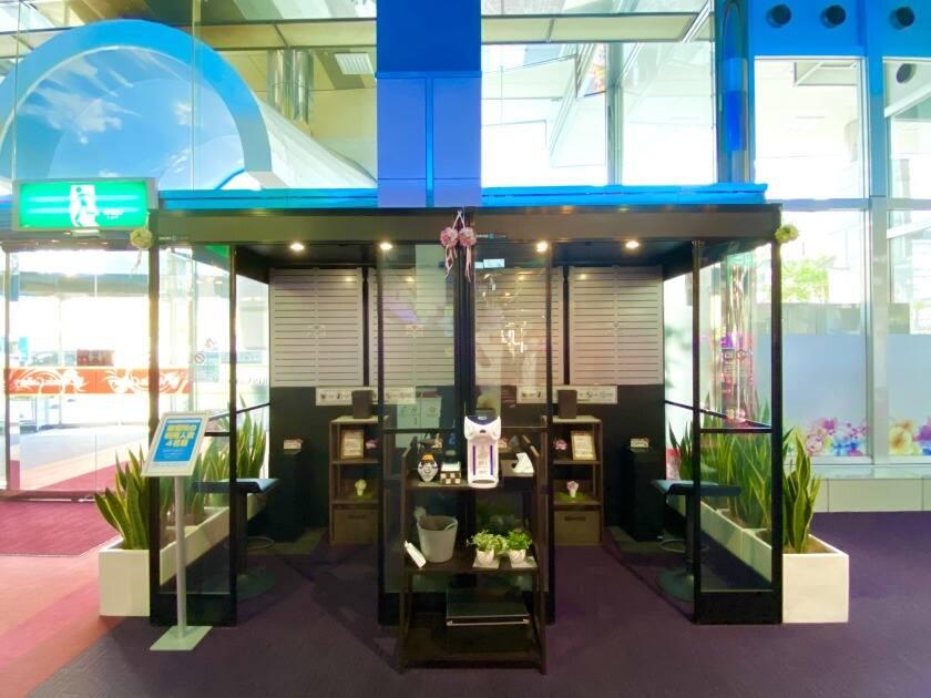 ヴィーナスギャラリー清川店の制服3