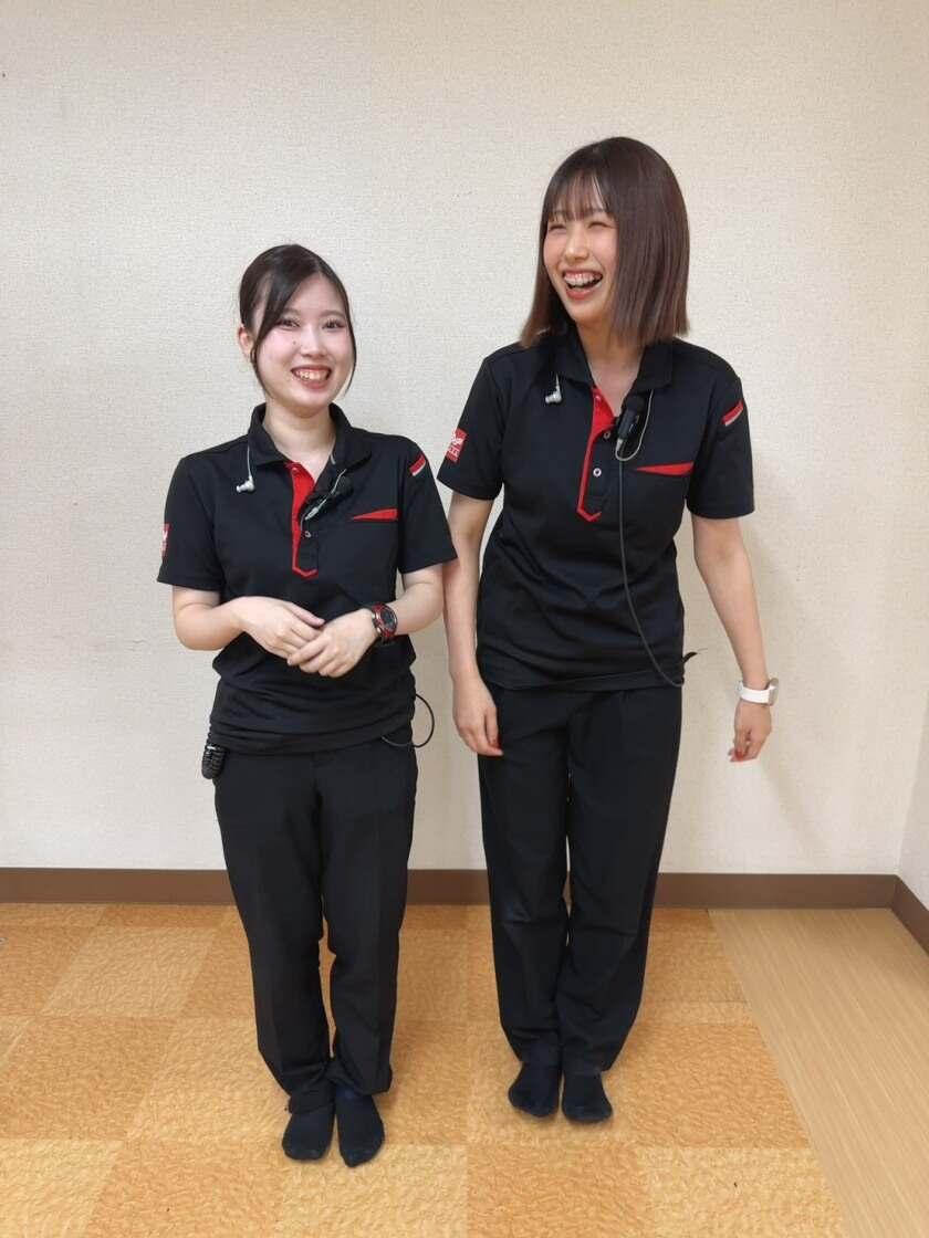 プラザ本店の制服3