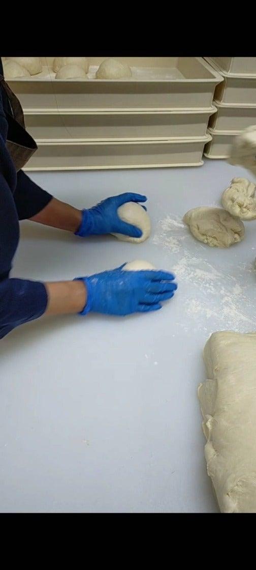 高級食パン専門店 奇人と変人の制服3