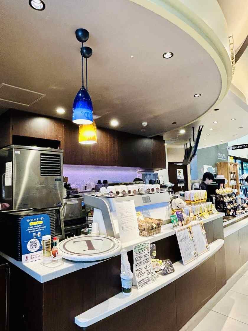 ラパン株式会社 タリーズコーヒー宇都宮駅東口店の制服5
