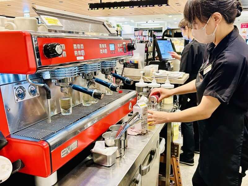 ラパン株式会社 タリーズコーヒー アトレ亀戸店の仕事画像2