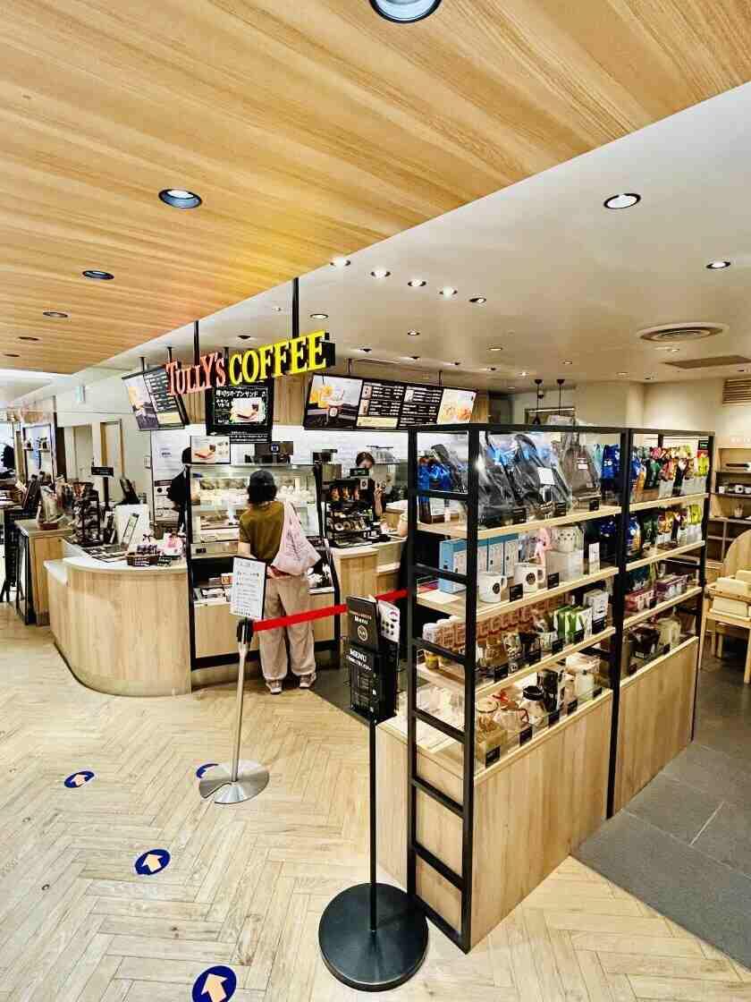 ラパン株式会社 タリーズコーヒー アトレ亀戸店の制服3
