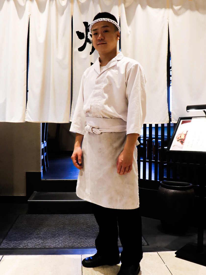 難波 鳥幸(なんば とりこう)の制服1