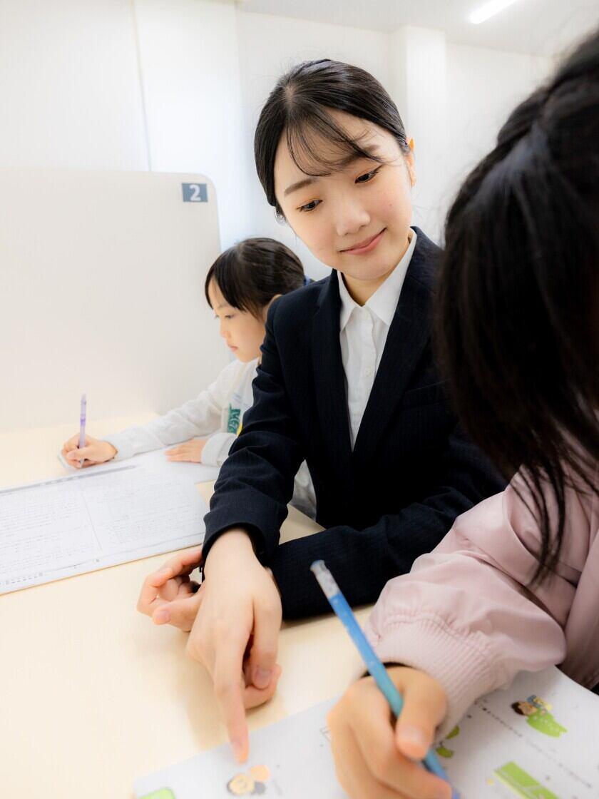 つく進パーソナル 大久保教室の制服2