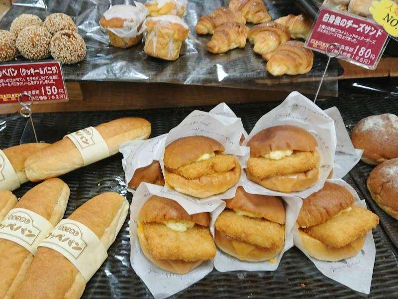 焼き立てパンとデザートのお店 メサベルテ富田店の仕事画像3