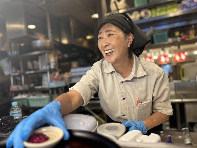 鳥開総本家 栄ラシック店の仕事画像3