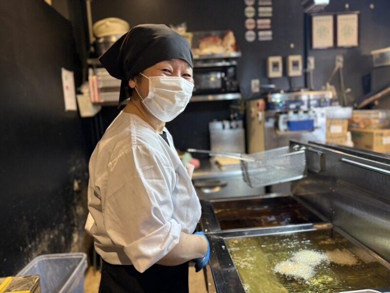 鳥開総本家 土岐プレミアムアウトレット店の仕事画像3