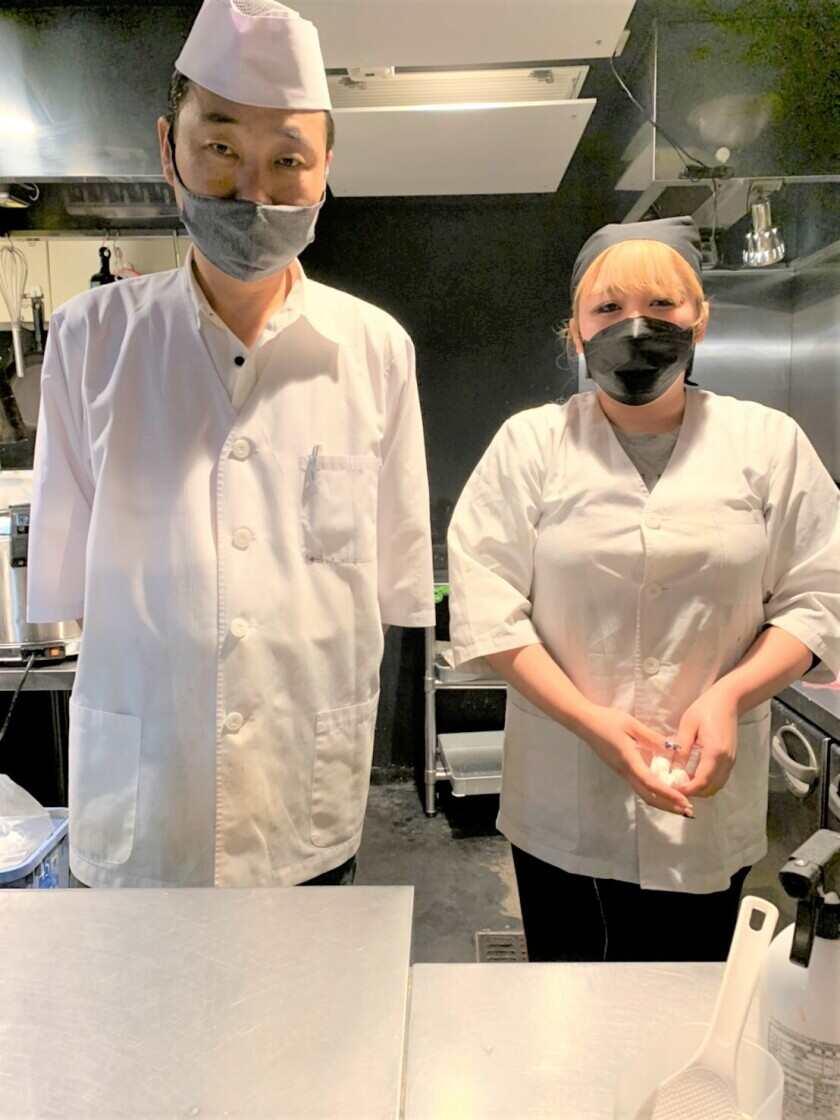 鳥開総本家 豊田T-FACE店の制服1