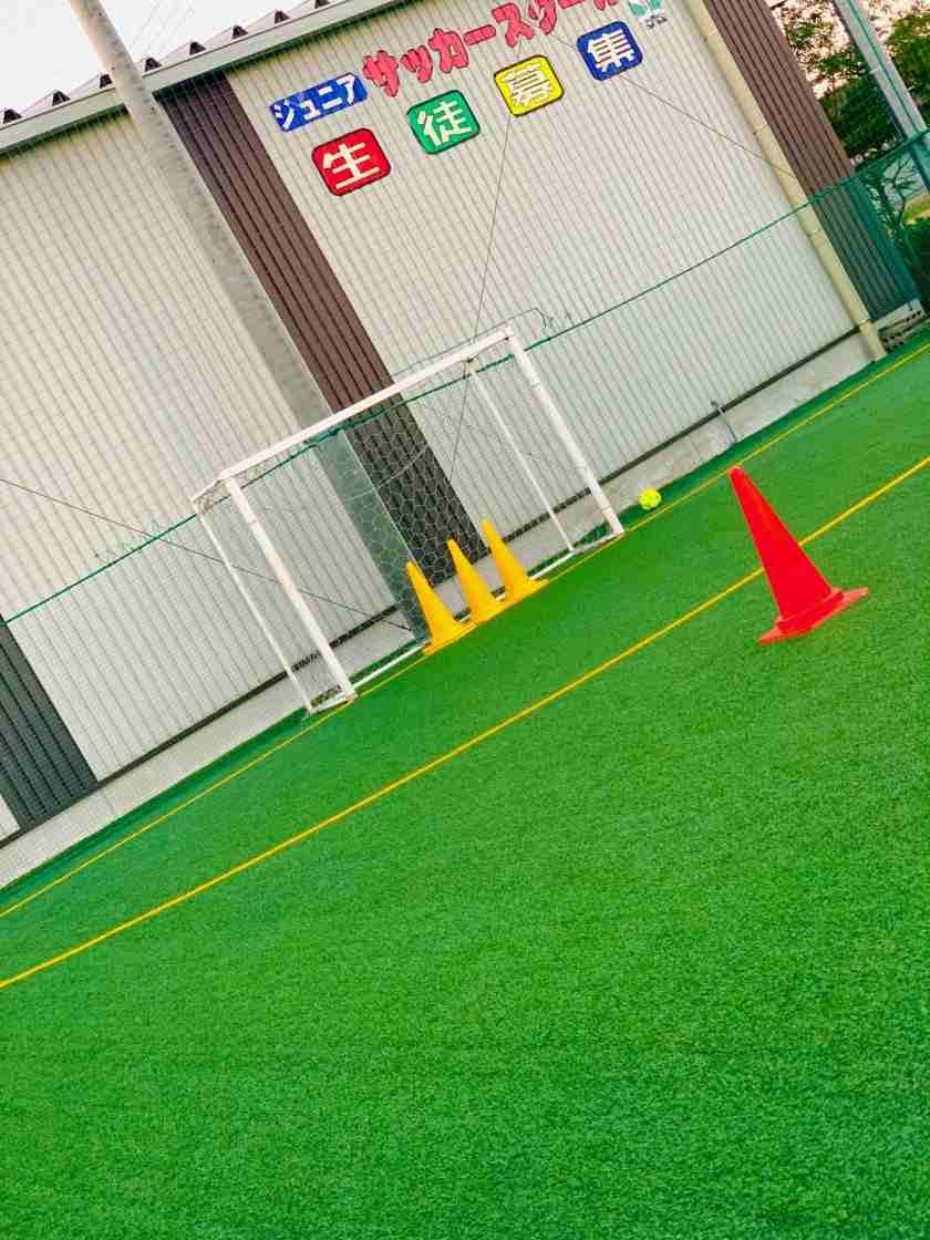 フットサルアリーナ新栄の制服2