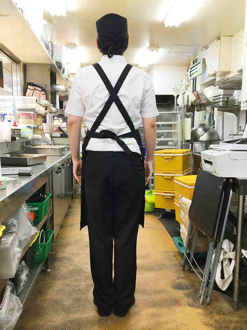 リーズデリ東近江店の制服2