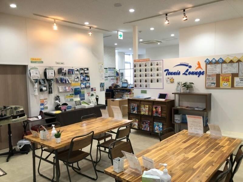 テニスラウンジ 宝塚校の仕事画像2