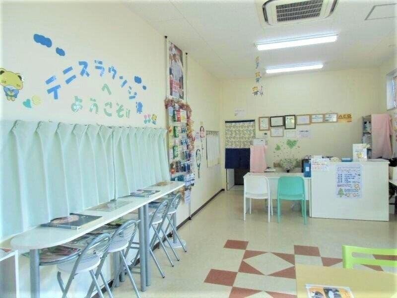 テニスラウンジ 津校の仕事画像2