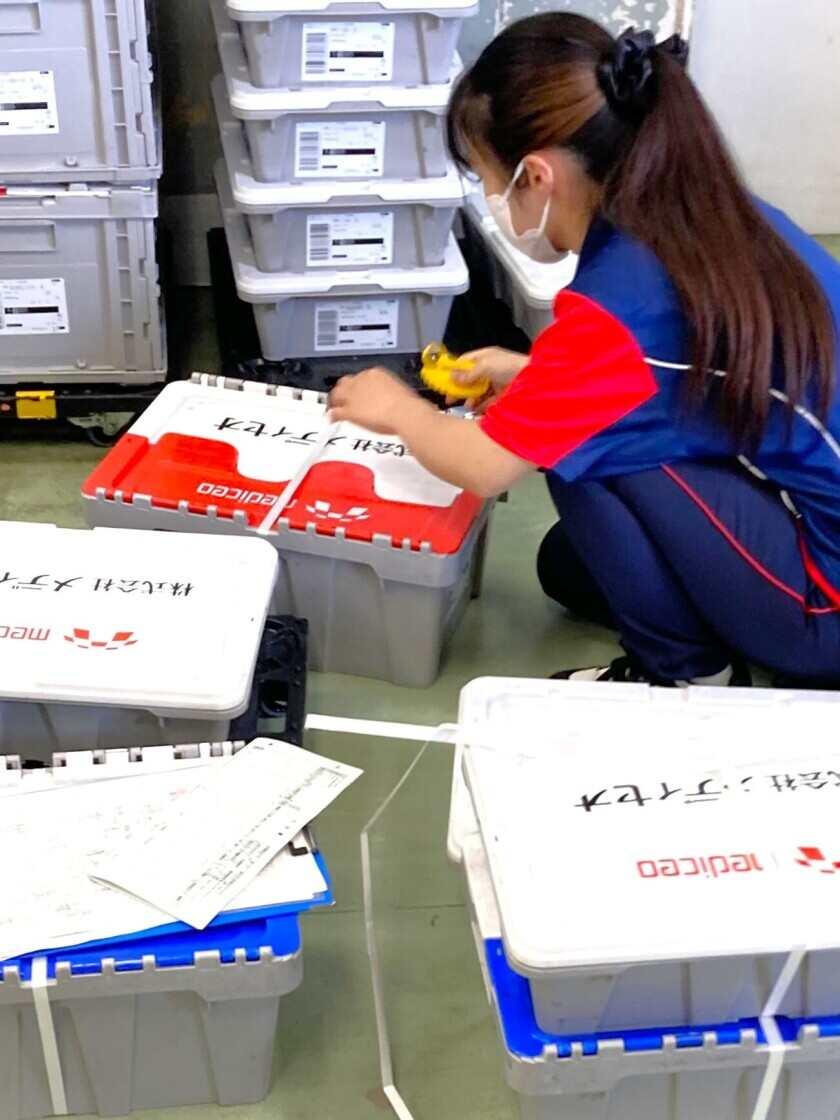 株式会社メディスケット 新宿ビルの制服1