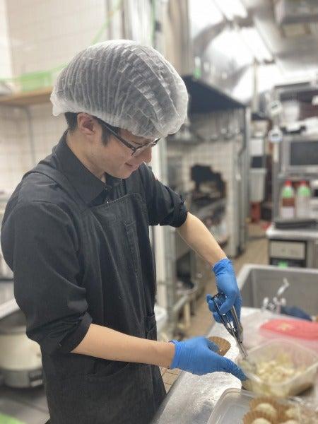 居間焼肉 百欒の仕事画像2