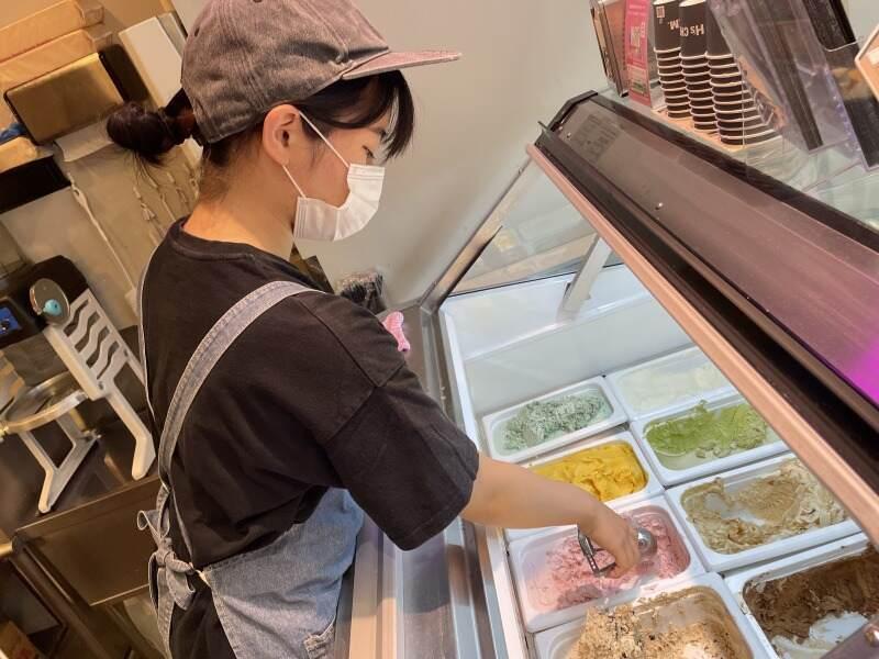 H'sCREAM/獅子茶 イオンモール新利府店の仕事画像2