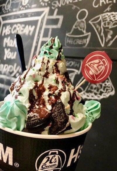 H's CREAM 阪急西宮ガーデンズ店の制服2