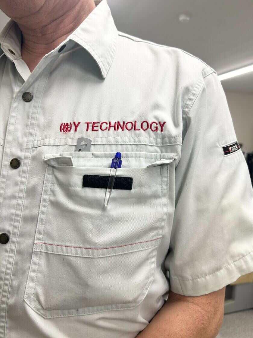 株式会社Y TECHNOLOGYの制服2