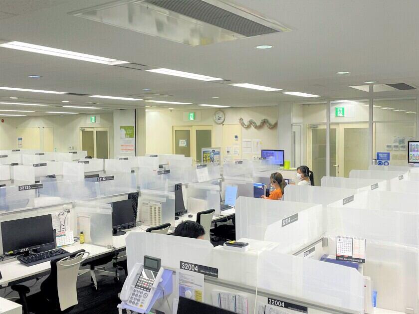 大東建託パートナーズ株式会社の制服4