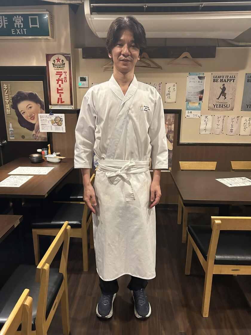 串かつ味噌おでん ぶっち (株式会社WINGMODEL)の制服1