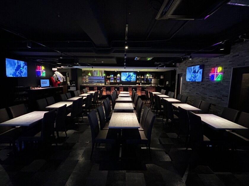 新感覚アミューズメントバー D.P.S立川店の制服3