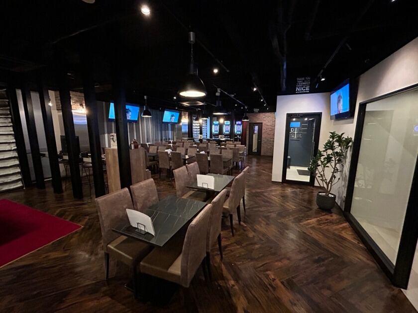 新感覚アミューズメントバー D.P.S錦糸町店の制服3