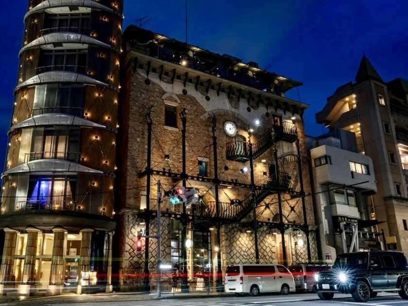 新感覚アミューズメントBar D.P.S.西麻布THE WALL店の制服2