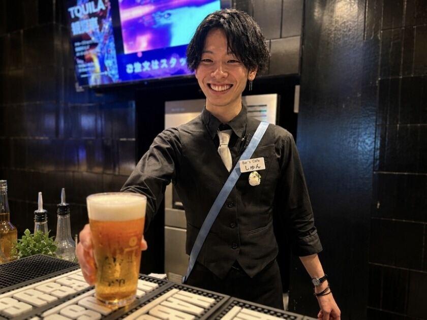 DartsCafeDELTA+有楽町店の制服1