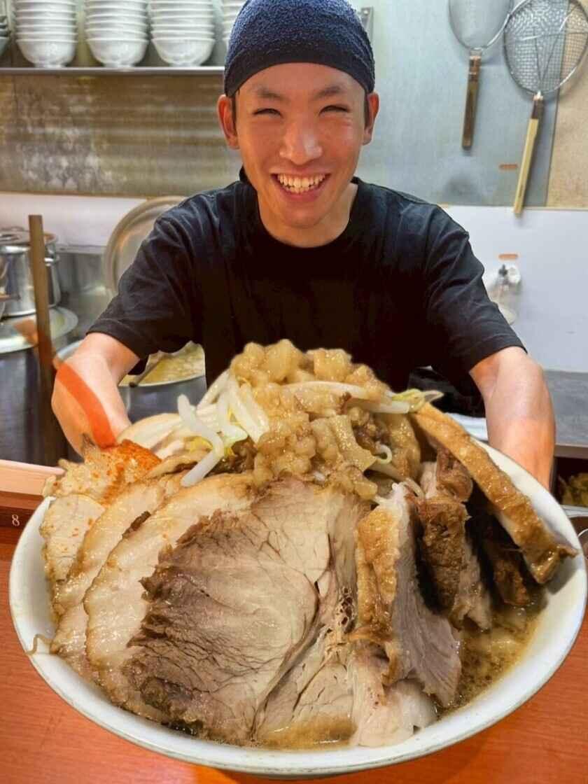 ラーメン荘 地球規模で考えろ ソラ店の制服1