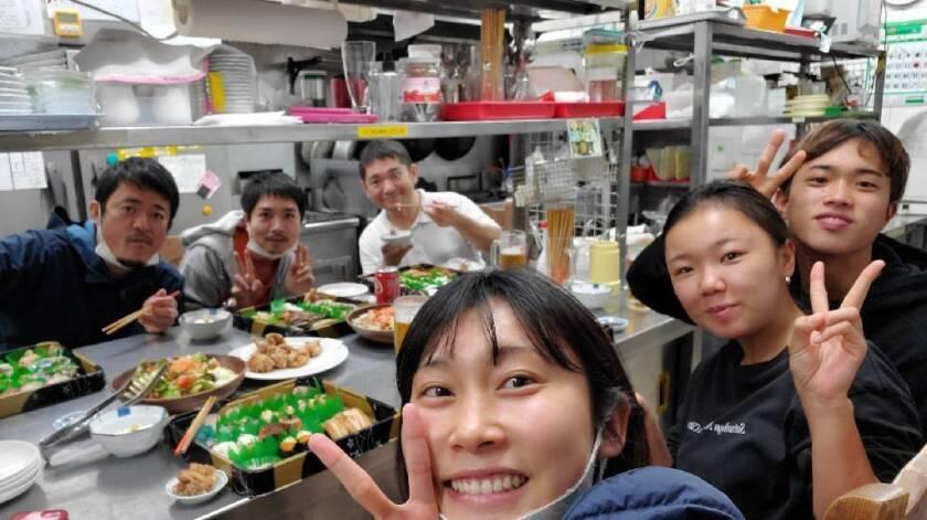 有限会社イルマーレウナリザキの制服1