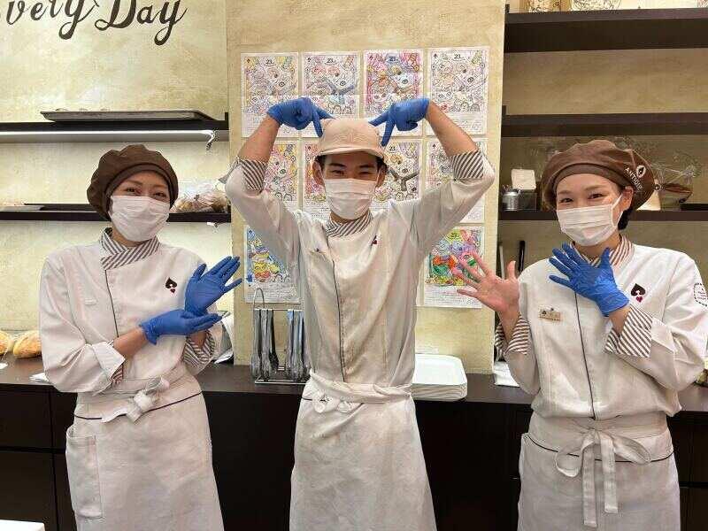 HEART BREAD ANTIQUE 木の葉モール橋本店の仕事画像2