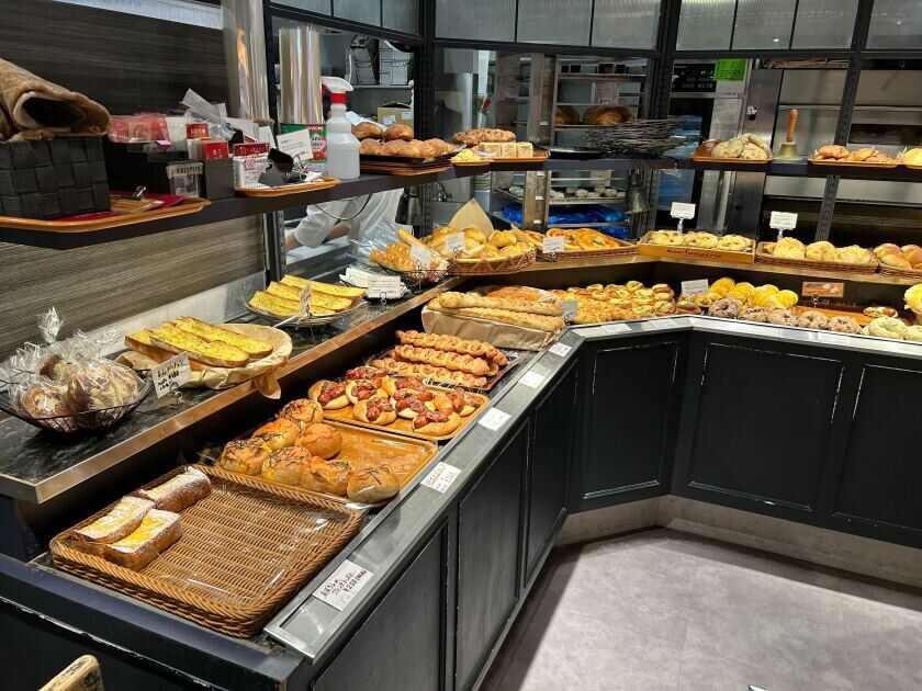 GRANDIR西新店の制服6