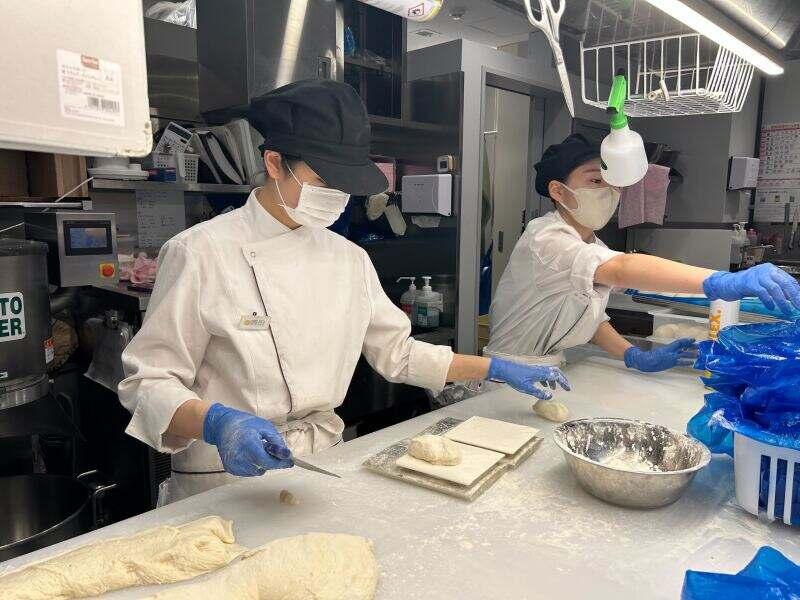 GRANDIR福岡天神店の仕事画像2