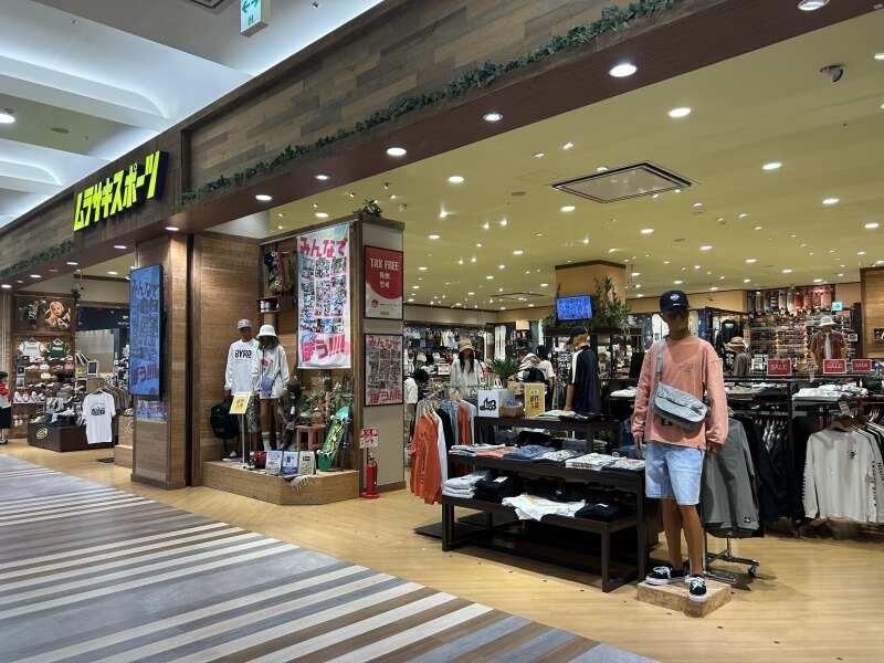 ムラサキスポーツ イオンモール各務原店の仕事画像1